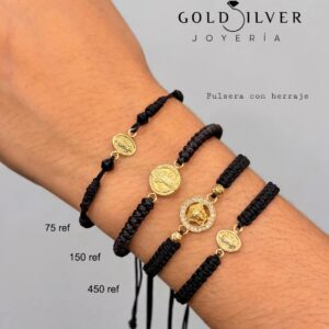 Pulseras con herrajes