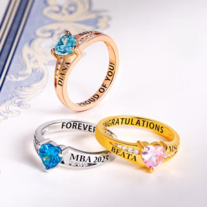 Anillo de Grado Corazón Personalizable en Oro 18K